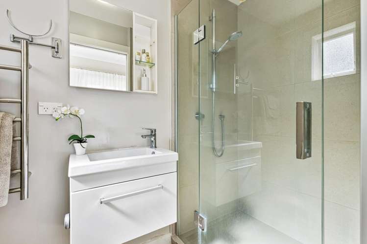 33 Normans Hill Road Onehunga_16