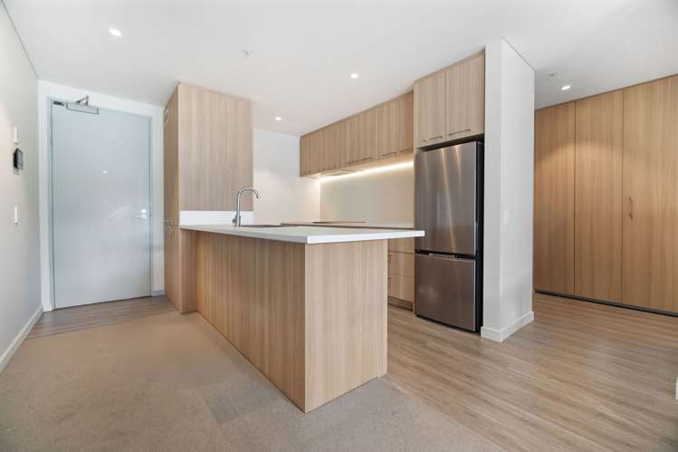 609/10 Copper Beech Avenue_4