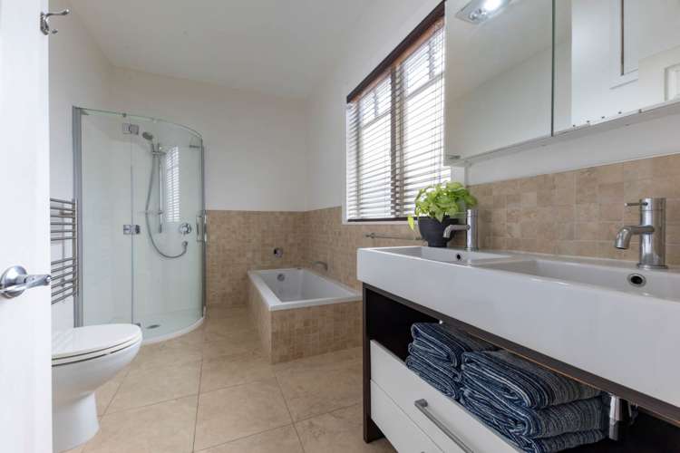 6 Pleasant Road Glen Eden_13