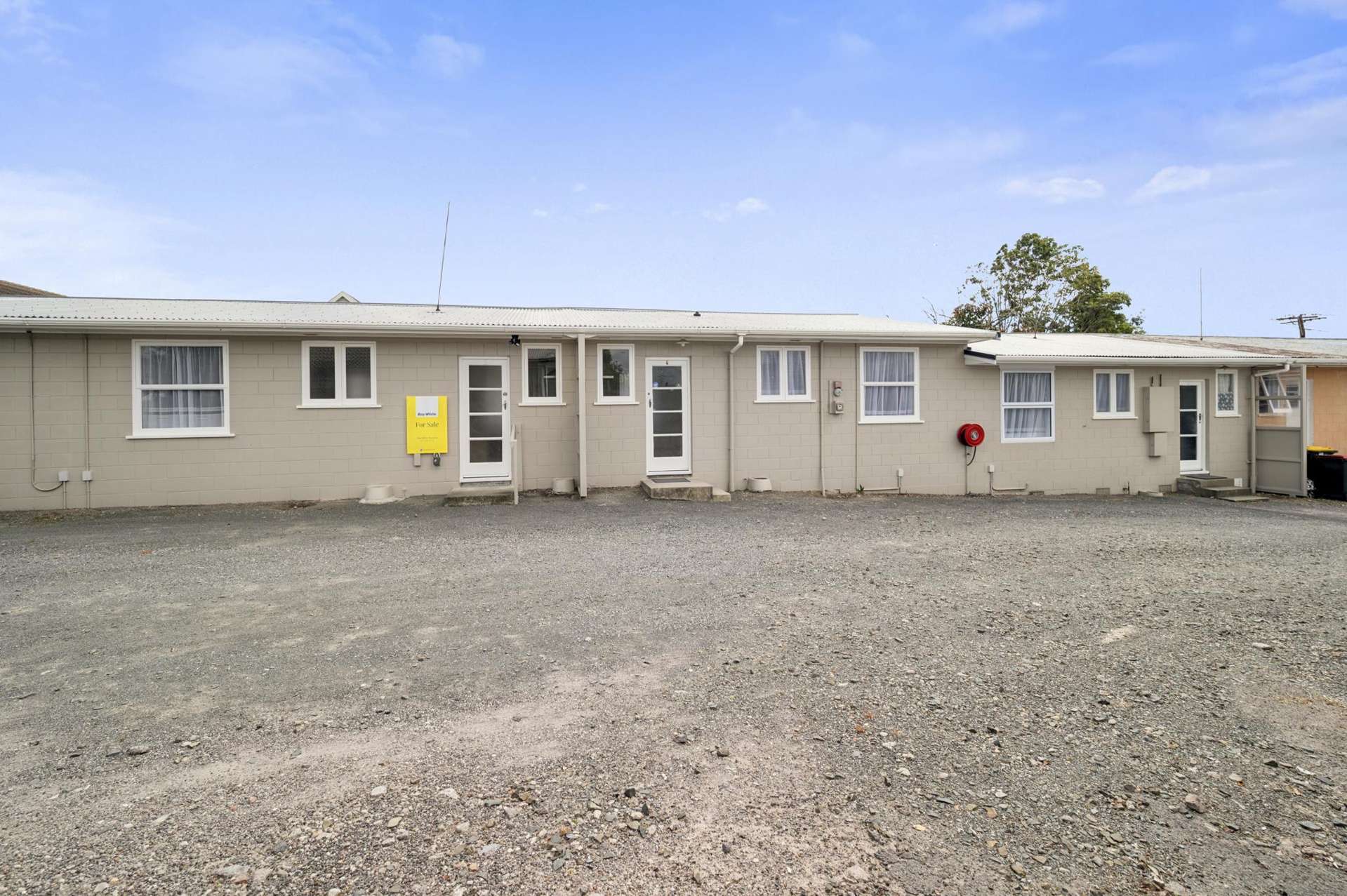 57C, D & E James Street Glenholme_0