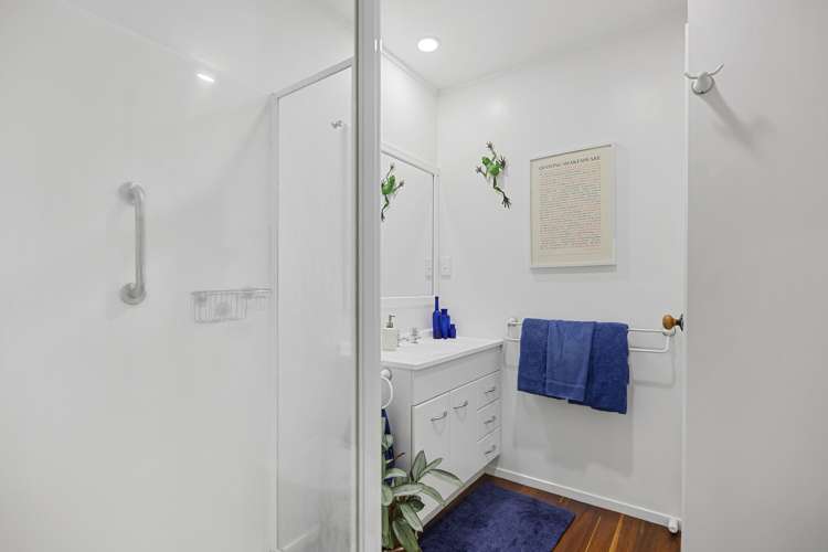 82 Omaha Drive Omaha_13