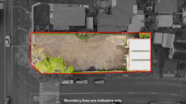 Prime Corner Site – 878m² Potential