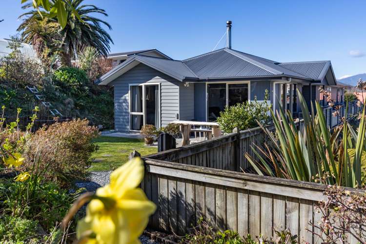 83 Jollie Street Hokitika_13