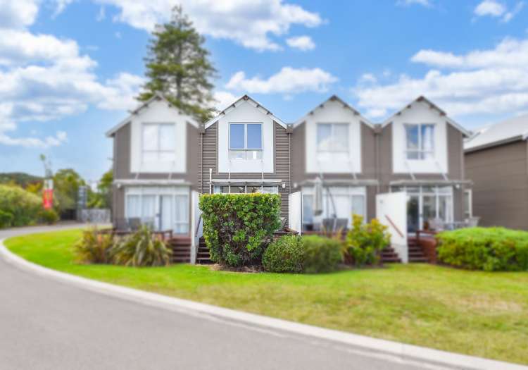 13/1420 Hamurana Road Mourea_1