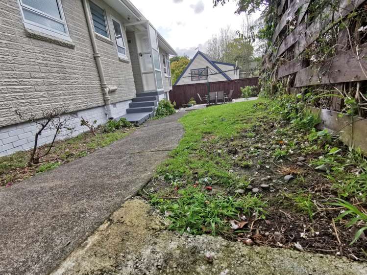 1/6 Angelo Avenue Howick_24