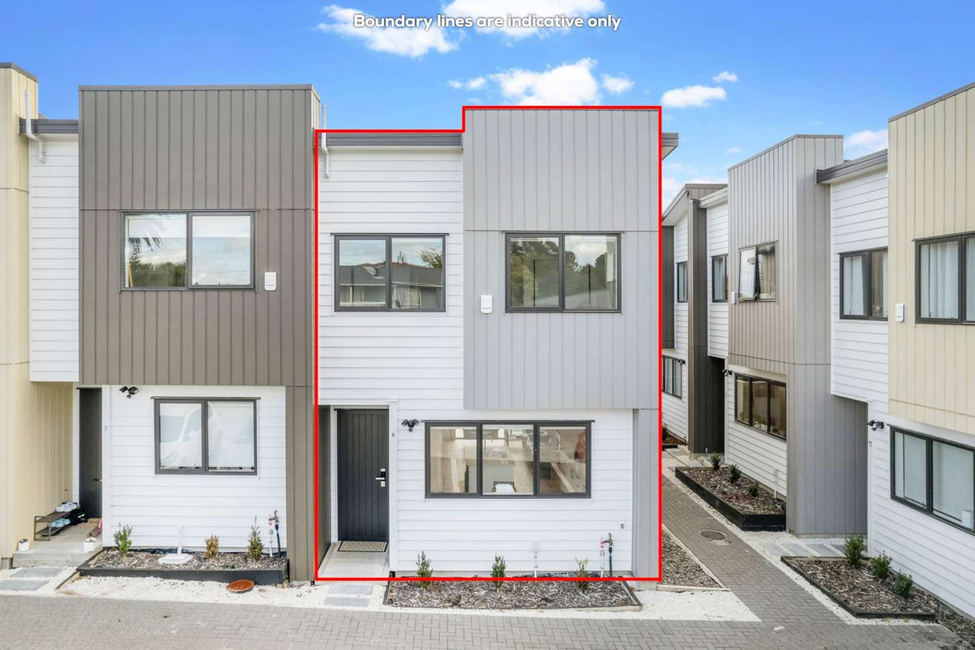 8/25 Vodanovich Road Te Atatu South_0