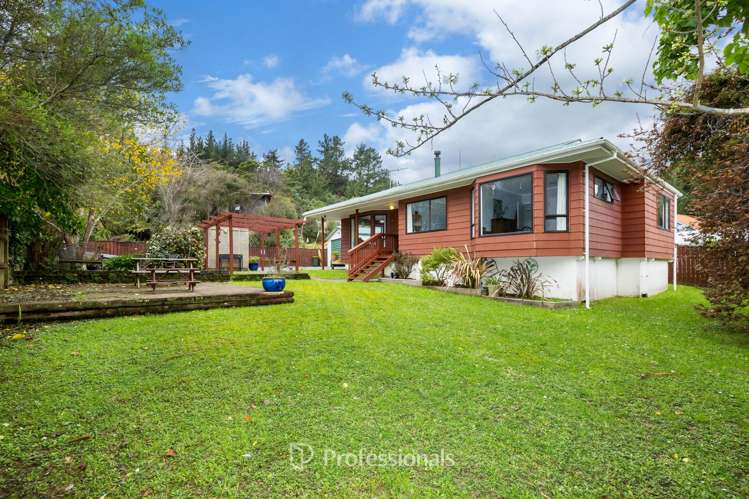 11 Monarch Grove Maoribank_13