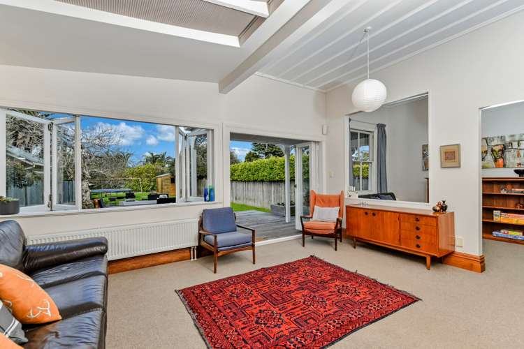 8 Huia Street Devonport_18