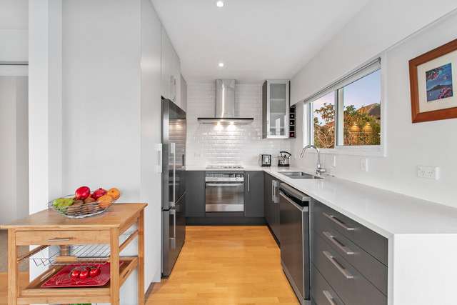 1/1a Gordon Avenue Forrest Hill_2