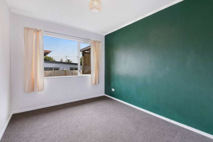 49a Springs Road Parakai_11