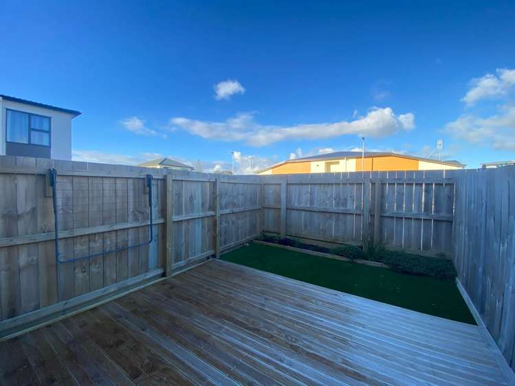 14/32 Tapuwae Way Mangere Bridge_11