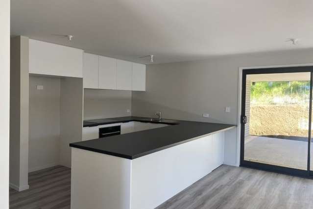 21 Paritutu Road 2164_2