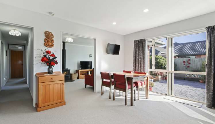 9 Bella Rosa Drive Hei Hei_7