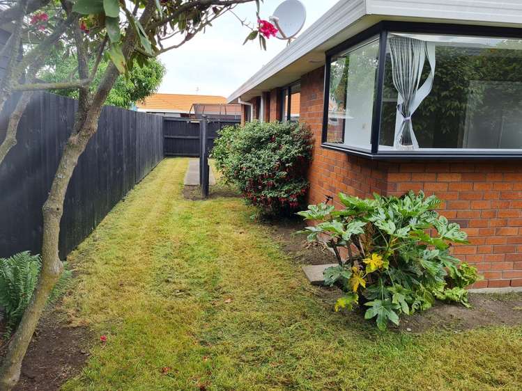 2/1 Apollo Place Papanui_11