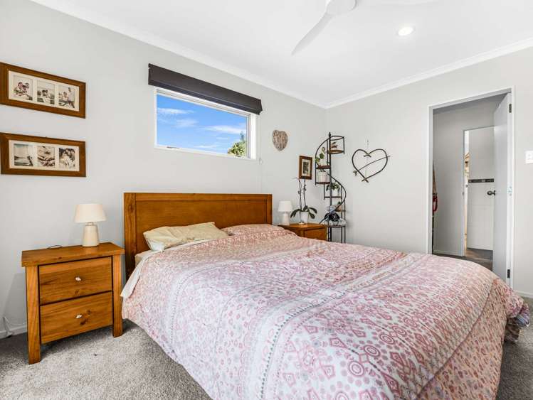 36 Mandalay Place Waiuku_16