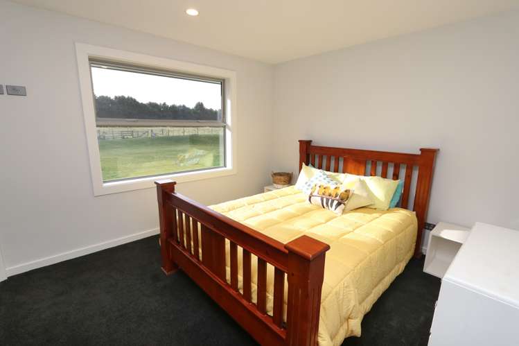 149 Smithfield Road Elgin_18