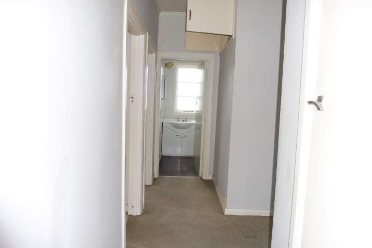 148 McLean Street 2120_6