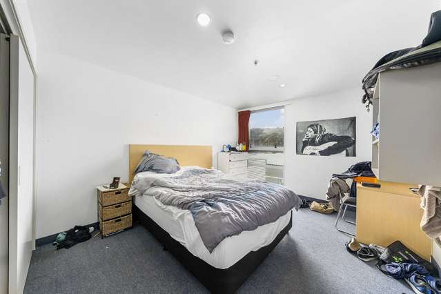 12/27 Hanson Street Mount Cook_2