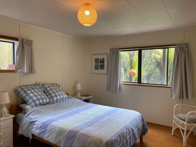 126 Garden Road Piha_1