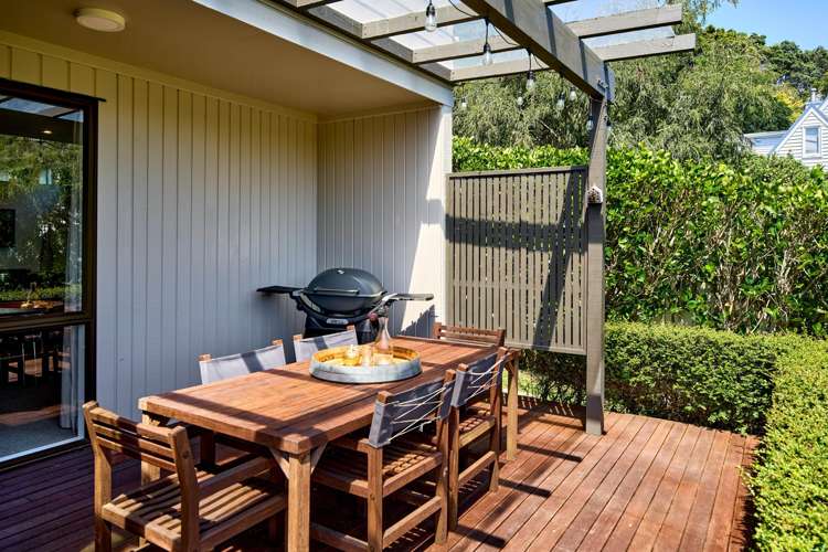 8 Cheviot Road, Lowry Bay Eastbourne_21