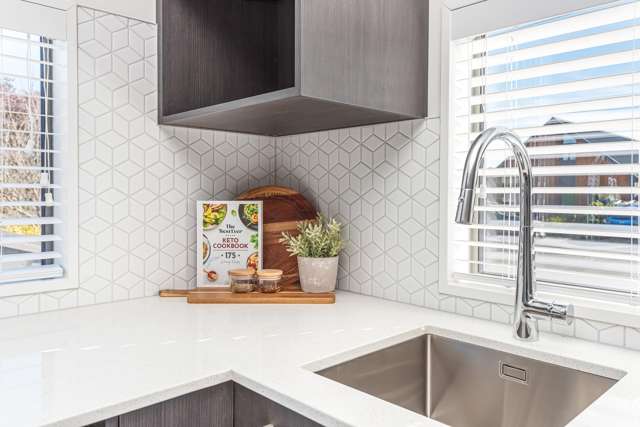 1/6 Strauss Place Somerfield_4