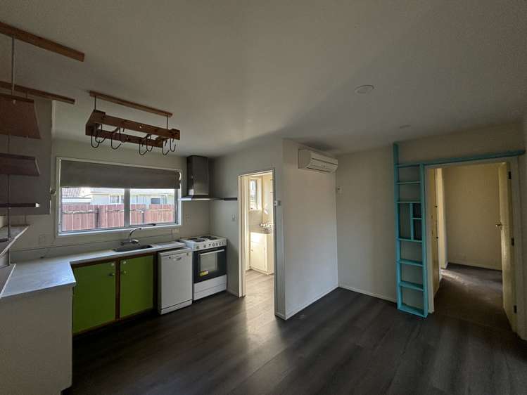 2/557 Gloucester Street Linwood_1