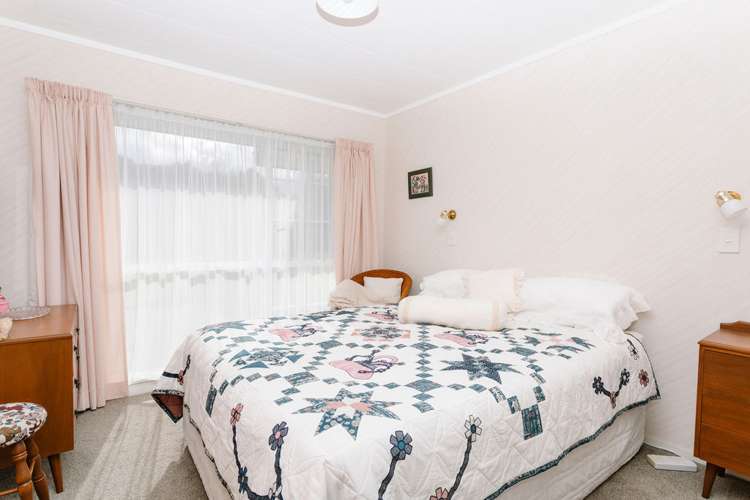 241 Adelaide Road Dannevirke_15