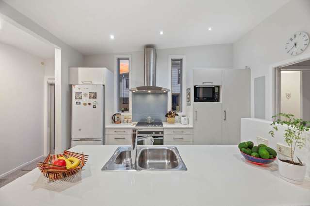 6 Cronin Place Beach Haven_4