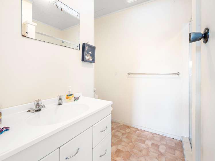 14a Seaspray Drive Mount Maunganui_11