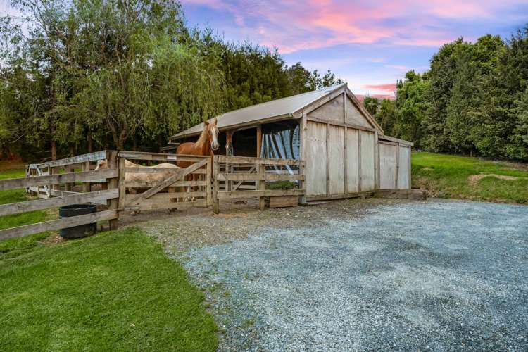 191 Valley Road Waimauku_16