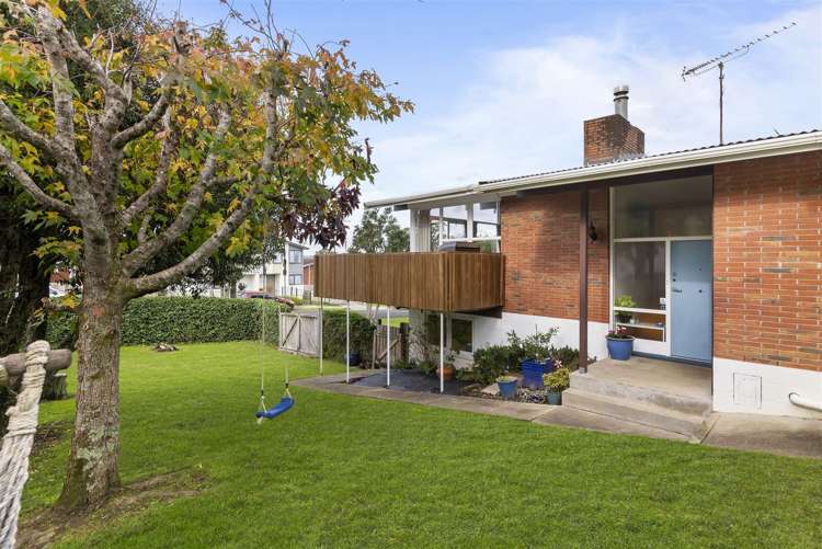 25 Chatsworth Crescent Pakuranga Heights_26