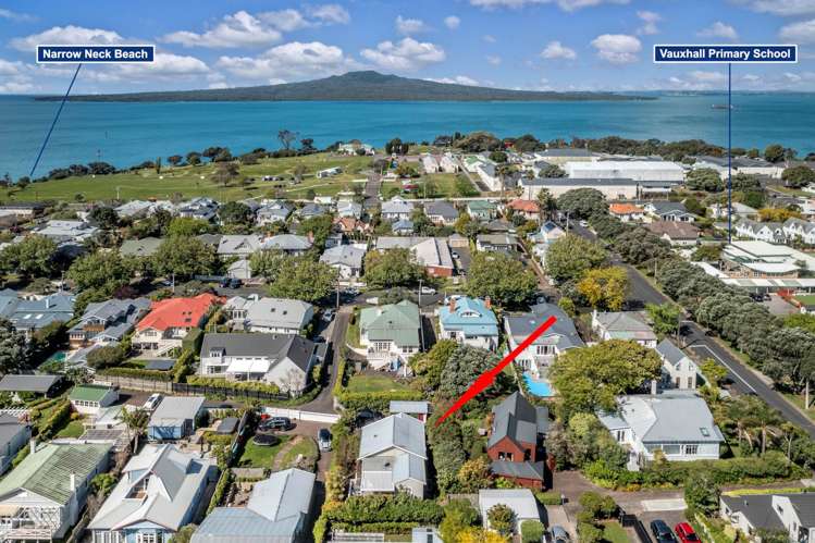 7a North Avenue Narrow Neck_24