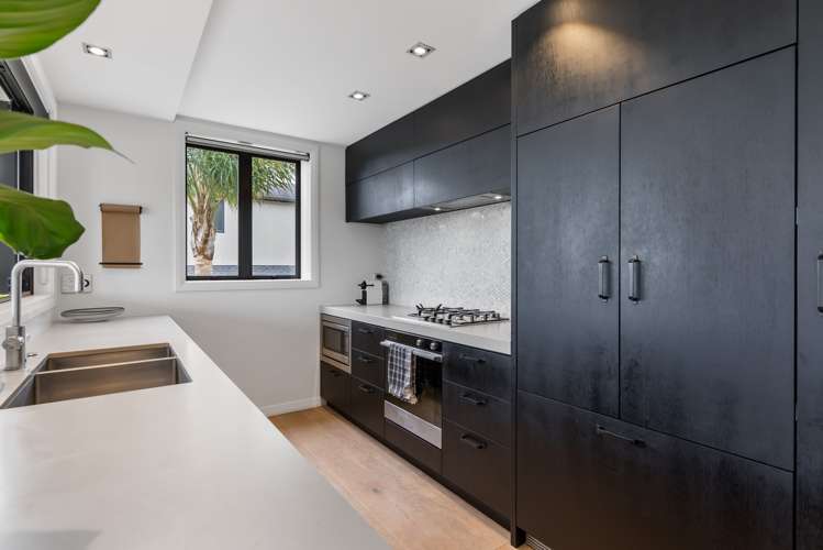 2/18 Tuhaere Street Orakei_10