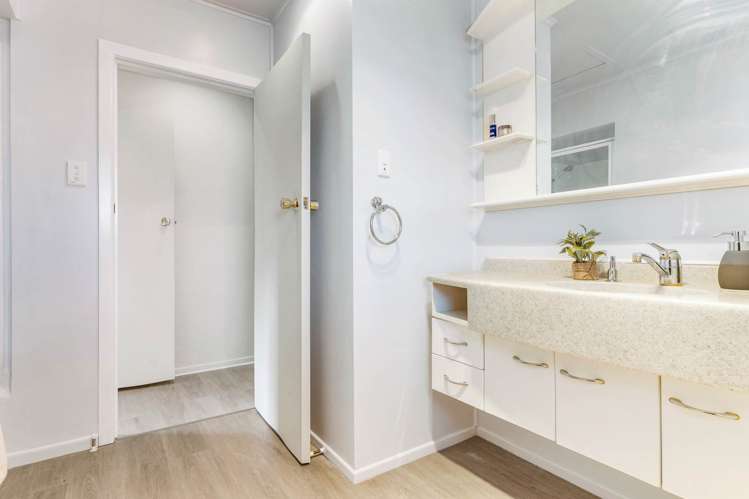 4 Kiernan Place Kelston_6