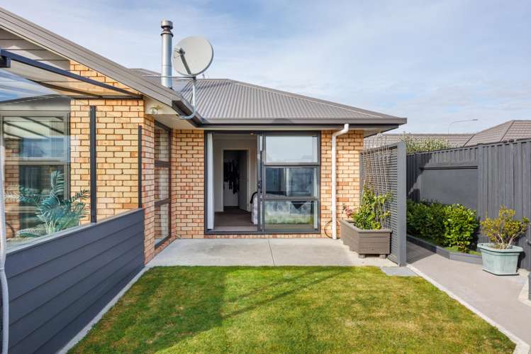 12 Lorenzo Place Kelvin Grove_25