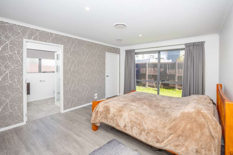 5 Kennedy Lane Hamilton East_8