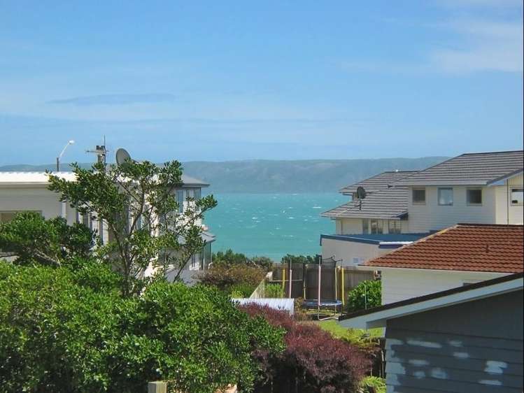 4 Tireti Road Titahi Bay_3