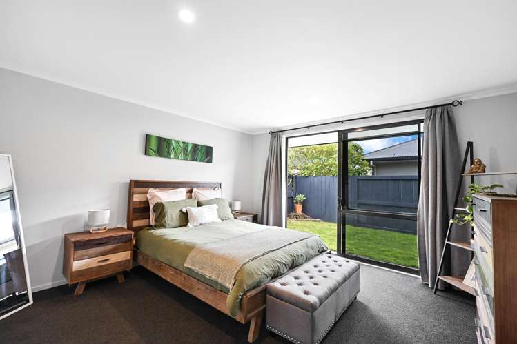 6 Acton Vale Rototuna North_15