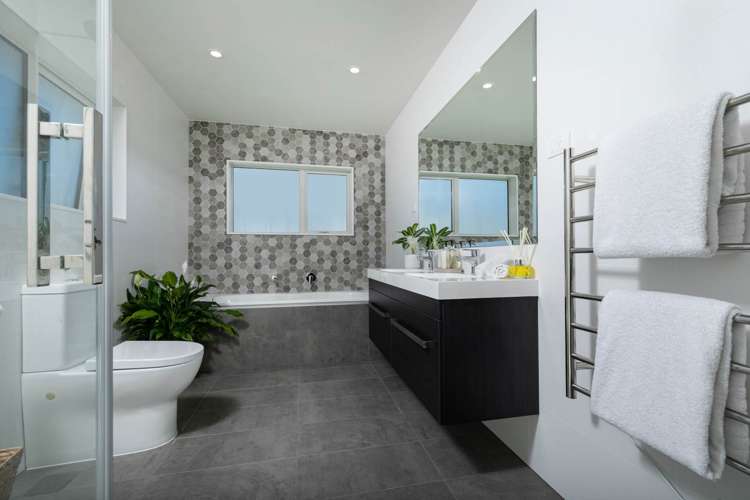 182 Harris Drive Silverdale_8