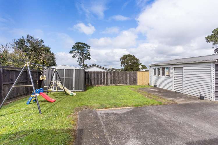 186 Mahia Road Wattle Downs_14