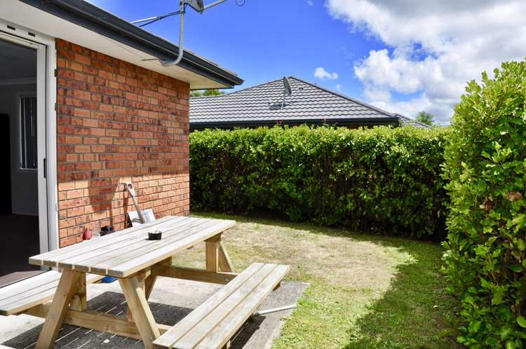 21/2 Grace Avenue Leamington_5