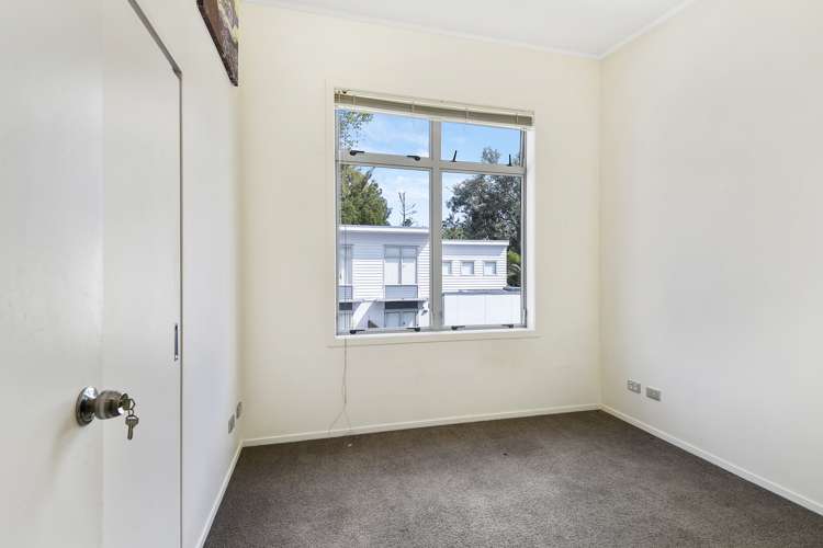 40/3 Wagener Place Mount Albert_5