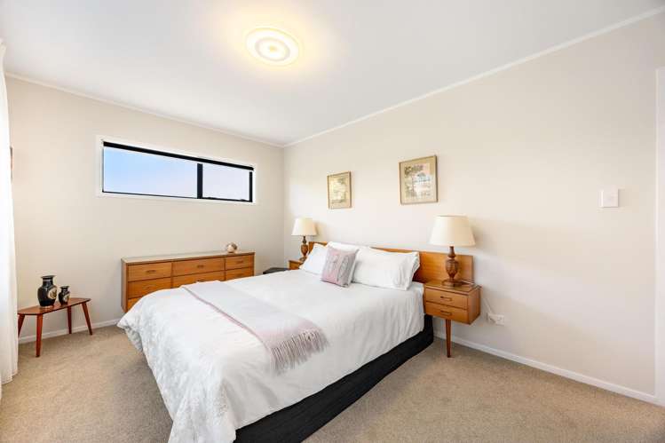 137 West Hoe Heights Orewa_18