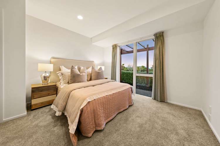 18 Burgundy Park Avenue Henderson_24