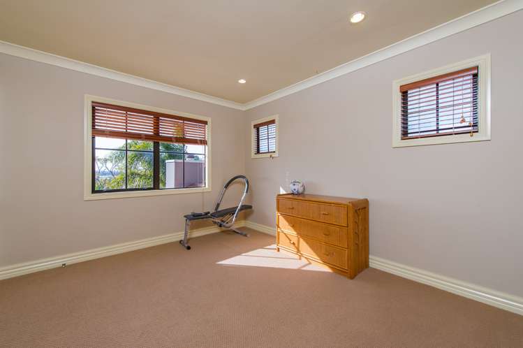 5 Bejoy Rise East Tamaki Heights_11