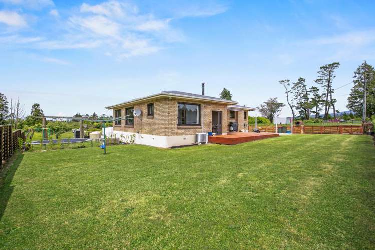 303 Lepper Road Upper Egmont Village_6