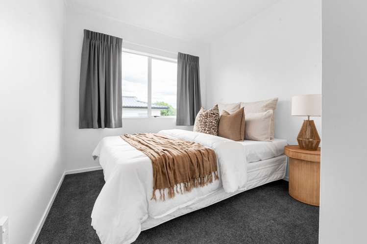 8b Huia Avenue Forest Lake_9