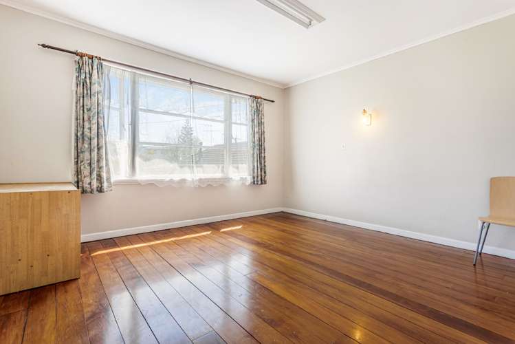 58 Hutchinson Avenue New Lynn_13