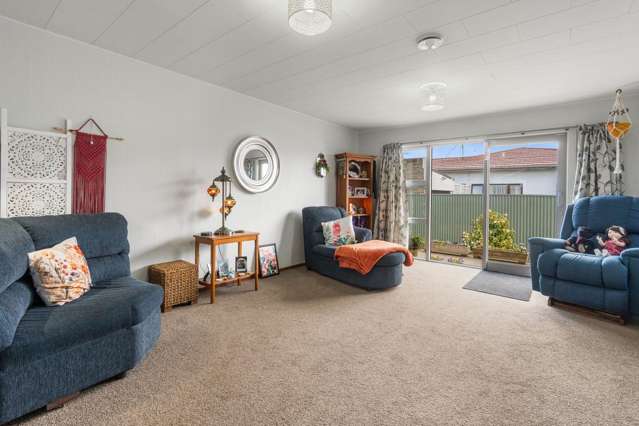 B/110 Argyle Street Mosgiel_1