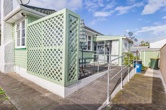 89 Bartholomew Road Levin_1